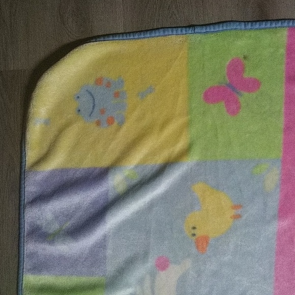 Carter's Types vintage baby blanket (spot see description) - Picture 2 of 12